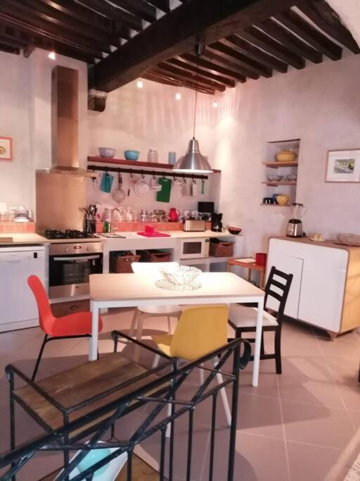 La Maison D'Helene & Antoine A Bonnieux XII Siecle エクステリア 写真